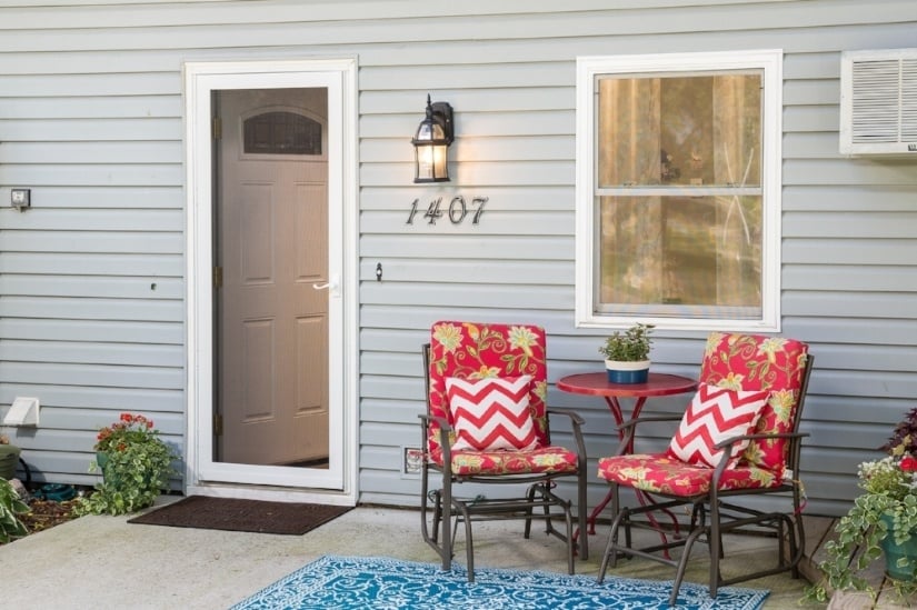 Meet The Newest Larson Door The Screen Door   Meet The New Larson Door A Screen Door 